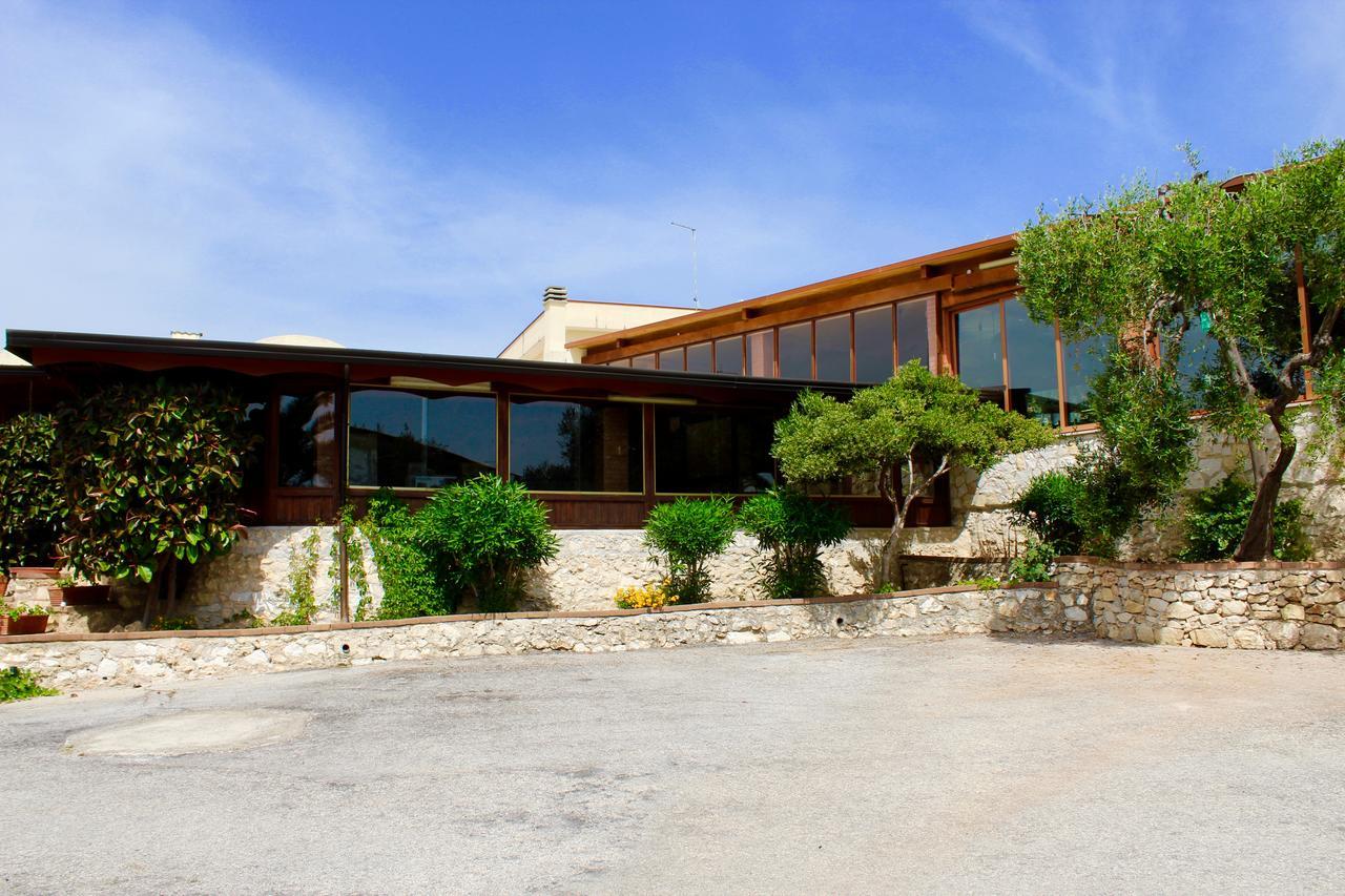 Villaggio Turistico Defensola Vieste Exterior foto