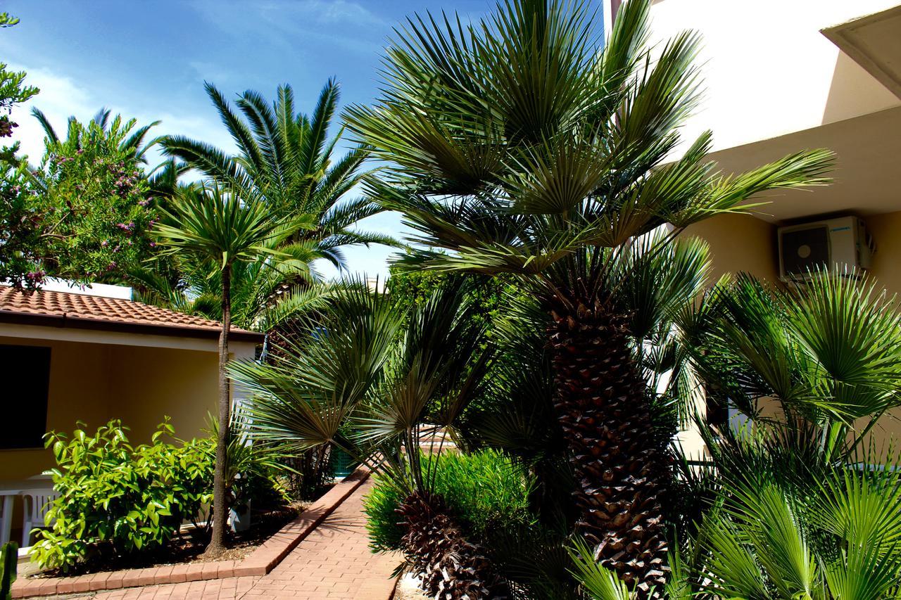 Villaggio Turistico Defensola Vieste Exterior foto